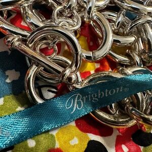 Brighton Silver Tone Chunky Oval Link Toggle Necklace with Best Charm 19 Inch